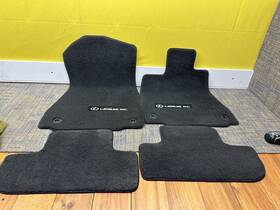 Pt20824151 Lexus 2015-2018 Rc300 Rc350 Floor Carpet Liner Cover Mat Oem Pt20824151 Lexus 2015-2018 Rc300 Rc350 Floor Carpet Liner Cover Mat Oem