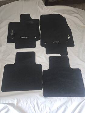 Pt9194823020 Lexus 2023-2024 Rx350 Carpeted Floor Mat Set
