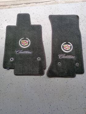 3138580-v Lloyd Mats New 2011 - 2014 Cadillac Cts Carpet Floor Front Pair With Logo