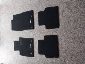Bdts-68g30 Mazda Genuine Oem 3 Carpet Floor Mats 4-piece Set 68g40 68666 68667