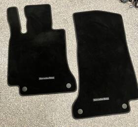 205-680-03-9j74 Mercedes-benz Velour Floor Mats - Front Only Classic Set Preowned