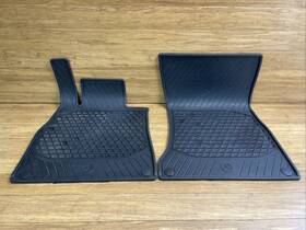 A2226804648 Mercedes-benz Oem 2014 - 2020 S550 C217 Front Left And Right Rubber Floor Mat A2226804648 Mercedes-benz Oem 2014 - 2020 S550 C217 Front Left And Right Rubber Floor Mat