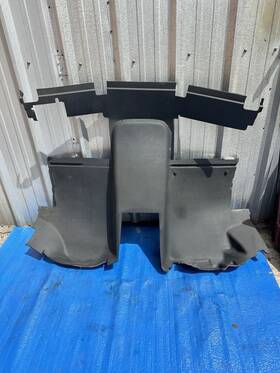 A4473840102 Mercedes-benz 2016-2023 Metris W447 Front Floor Carpet Liner Mat Oem A4473840102 Mercedes-benz 2016-2023 Metris W447 Front Floor Carpet Liner Mat Oem
