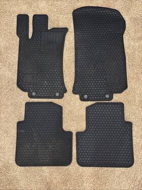 Bq6680694 Mercedes-benz 2006-2013 W251 Floor Mat Mats R280 R320 R350 R500 R550 R63 Genuine