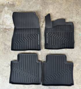 Mz315139 Mitsubishi 2022-2024 Outlander Front Floor Mats Oem Rubber All Weather