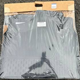 7gs4tx7aa Mopar Oem New Floor Mat Set Rear Fits Ram 1500