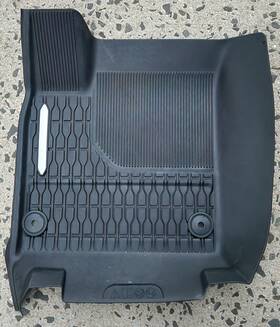 82216634aa Mopar 82216637aa 2022-2024 Wagoneer All Weather Mats And Cargo Mat Kit