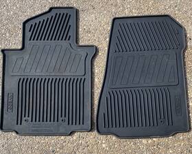 999e1-fz000 Nissan 999e1fz000 Nv200 Floormats Oem Great Condition All Weather