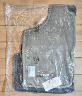 999e2-kp000ch Nissan 2000-2004 Xterra Charcoal Carpeted Carpet Floor Mats Set Sage 999e2-bp001