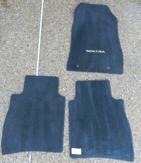 999e2-lz00x Nissan Lot 3 999e2 Lz00x Sentra 2013-2015 Carpet Floor Mats Front Rear Grg