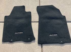Uz100 Nissan 999e2 Uz000 2013-2015 Altima 2 Piece Carpet Floor Mats Uz000/uz100 Driver/pass