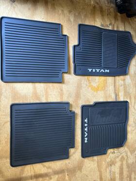 999e4-w9010 Nissan 999e4w9010 Titan Kingcab All Season Floor Mats New Oem
