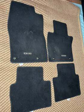 Dgh9-69g40-a Oem Genuine 2020 2021 2022 Mazda Cx-30 Carpet Floor Mats Factory See Pics