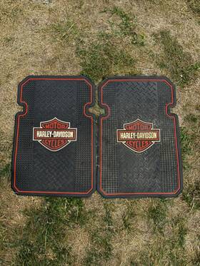 Pc000666r01 Plasticolor Harley-davidson Truck Floor Mats - Universal Fit 25 Inch Long X 18 Wide Front