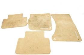 232.po1m16 Porsche 2015-2019 Macan S 3.0l Set Of 4 Tan Carpet Floor Mats Has Stains