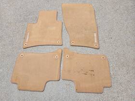 95855110300 Porsche 2011-2018 Cayenne Gts Turbo Beige Carpet Floor Mat Set 4 Pieces Oem