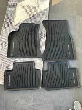 95b044800434h0 Porsche 2014-2024 Macan All Weather Floor Mats Set Of 4 Oem