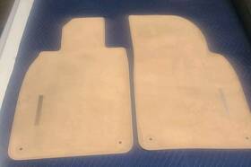 V017820 Porsche Oem 911 991 Tan Floor Mats 2011-2019 Front Only Carpet