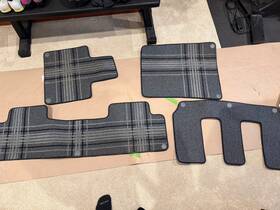 Pt00055064c Rivian Set Of 4 R1s Plaid Style Floor Mats Taken From A New 2025 Perfect
