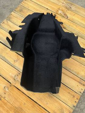 1078352-00-b Tesla 2016-2020 Model X Rear Right Trunk Side Luggage Compartment Trim Carpet