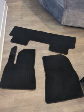 1103250-00-e Tesla Oem 3 Piece Genuine Carpet Floor Mats For 2017-2023 Model