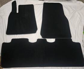 1626352-99-a Tesla 2021-2024 Model Y Carpeted Floor Mat Set