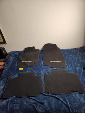 206-42160-20 Toyota Rav4 Se 2013-2018 Carpet Floor Mats Set Of 4 Black Oem Pt