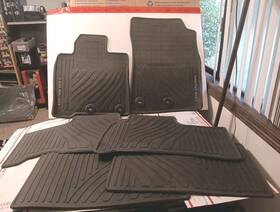 206-60121 Toyota 2013-2021 Land Cruiser Oem All Weather Black Rubber Mats Liners 13-21 Set