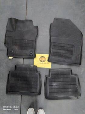 222.to1e18 Toyota Corolla 2018 Carpet Front 115878