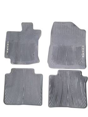 232.to1p09 Toyota Venza 2009 Floor Mat 628636