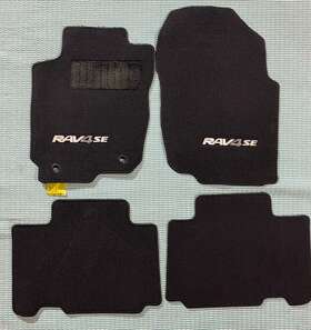 Pt2016-42160 Toyota 2013 - 2018 Rav4 Se Oem Floor Mats Black Rav 4