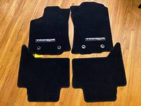 Pt206-35093-02 Toyota Tacoma 2016-22 Logo Carpet Floor Mats Black 4 Pc Oem Used