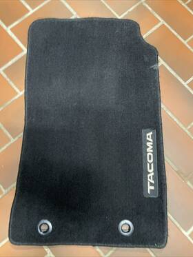 Pt206-35120-15 Toyota 2013 Tacoma Front Floor Mat Pt206-35120-15 Toyota 2013 Tacoma Front Floor Mat