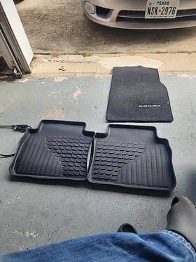 Pt206-60121-20 Toyota 2024 Camry Floor Mats 1 Passenger Front Both Rear Driver Missing