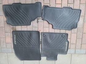 Pt908-47120-20 Toyota Prius V Oem All Weather Floor Mat Set 4 Piece Black