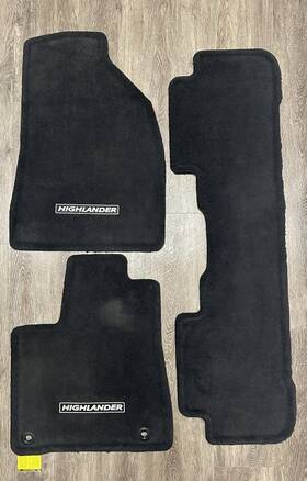 Pt926-48190-20 Toyota Highlander 2014 - 2018 Carpet Floor Mats Genuine Oem Euc 3 Pieces