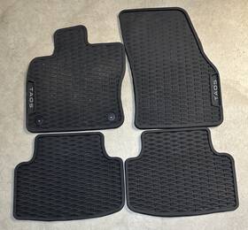 2cj06153082v Volkswagen 2022-2024 Taos Rubber Floor Mat Set Oem