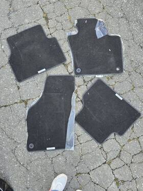Volkswagen 653569211839 2009-2017 Vw Tiguan Black Carpet Floor Mats Oem Genuine Original X4