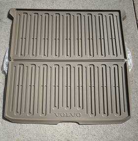30767140 Volvo 2008-2015 Xc70 New Cargo Trunk Mat Beige All Weather Oem