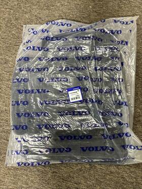 31470948 Volvo Genuine Xc40 Rubber Floor Mats All Weather Oem Part No R76