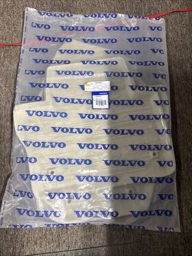 39835022 Volvo 2012-2018 S60 Inscription Beige Rubber Floor Mats Set Bbloft
