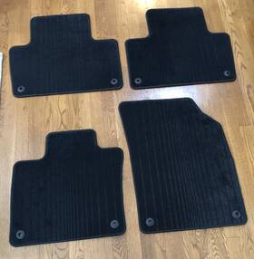 P39826905 Volvo 2016-2019 Xc90 Carpeted Floor Mats Set Of 5 Charcoal Oem