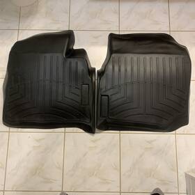 440771 Weathertech 44077/00105 440771/00104 Toyota 2010 Base Model Matrix Front Floor Liners Blk Set Of 2 Used