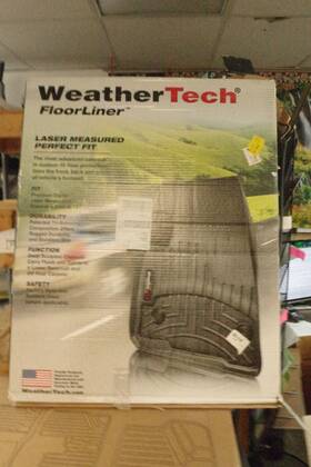 441080-1-2 Weathertech A0015 / B0097 Front Floor Mats And Rear - 3kt25b