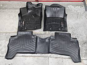 4412991-448722 Weathertech Toyota Tacoma Double Cab 2018 2019 2020 2021 1st 2nd Row Black Used