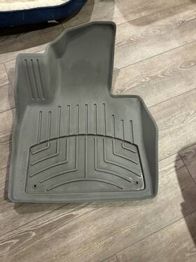 441656-1-2im Weathertech 2023 Hyundai Santa Fe Floor Mat Set