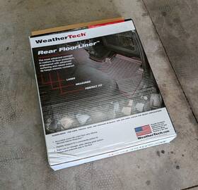 473052 Weathertech Floorliner For 2013-2016 Ford Super Duty - 2nd Row Cocoa
