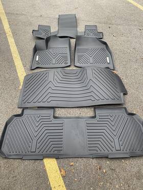 1202 Yatamotor Chevrolet Traverse Floor Mats 2018-2023 Read Description