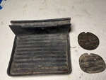 2002 Ford Explorer 4 Dr Center Console Storage Area And Cup Holder Mats/inserts. Fixed Price $39.00.