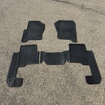 05 -16 Land Rover LR3 LR4 Heavy Duty Rubber Floor Mat Set Of Genuine VPLAS0253. Fixed Price $99.00.